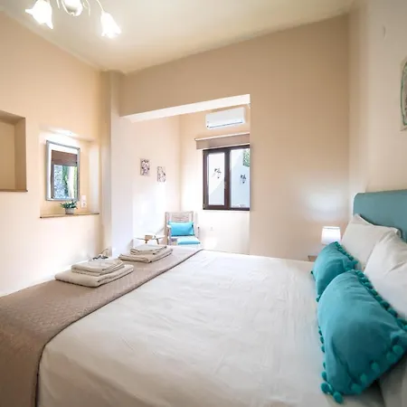 Iro And Boutique Homes Apartment *